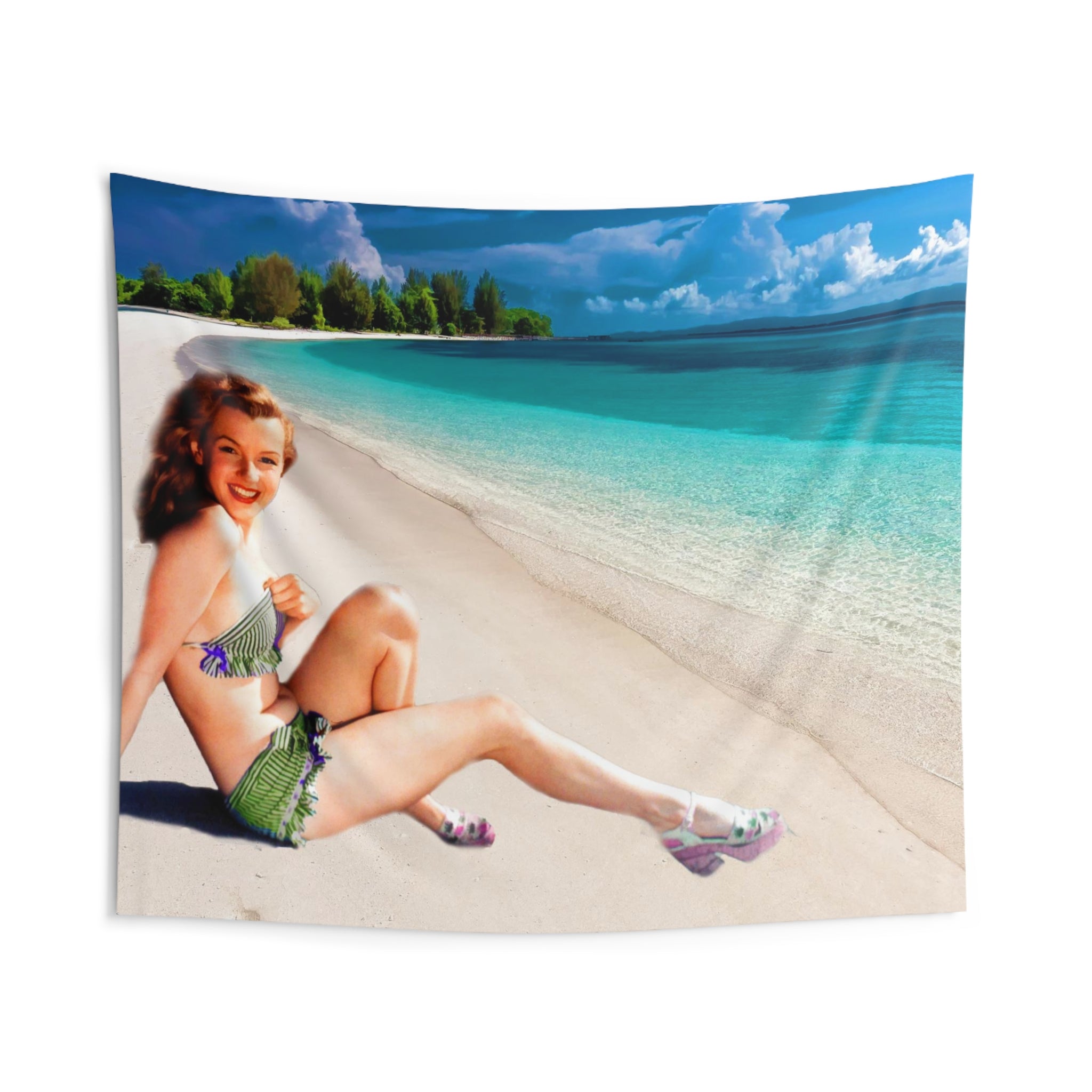 Marilyn Sea Beach Tapestry-1