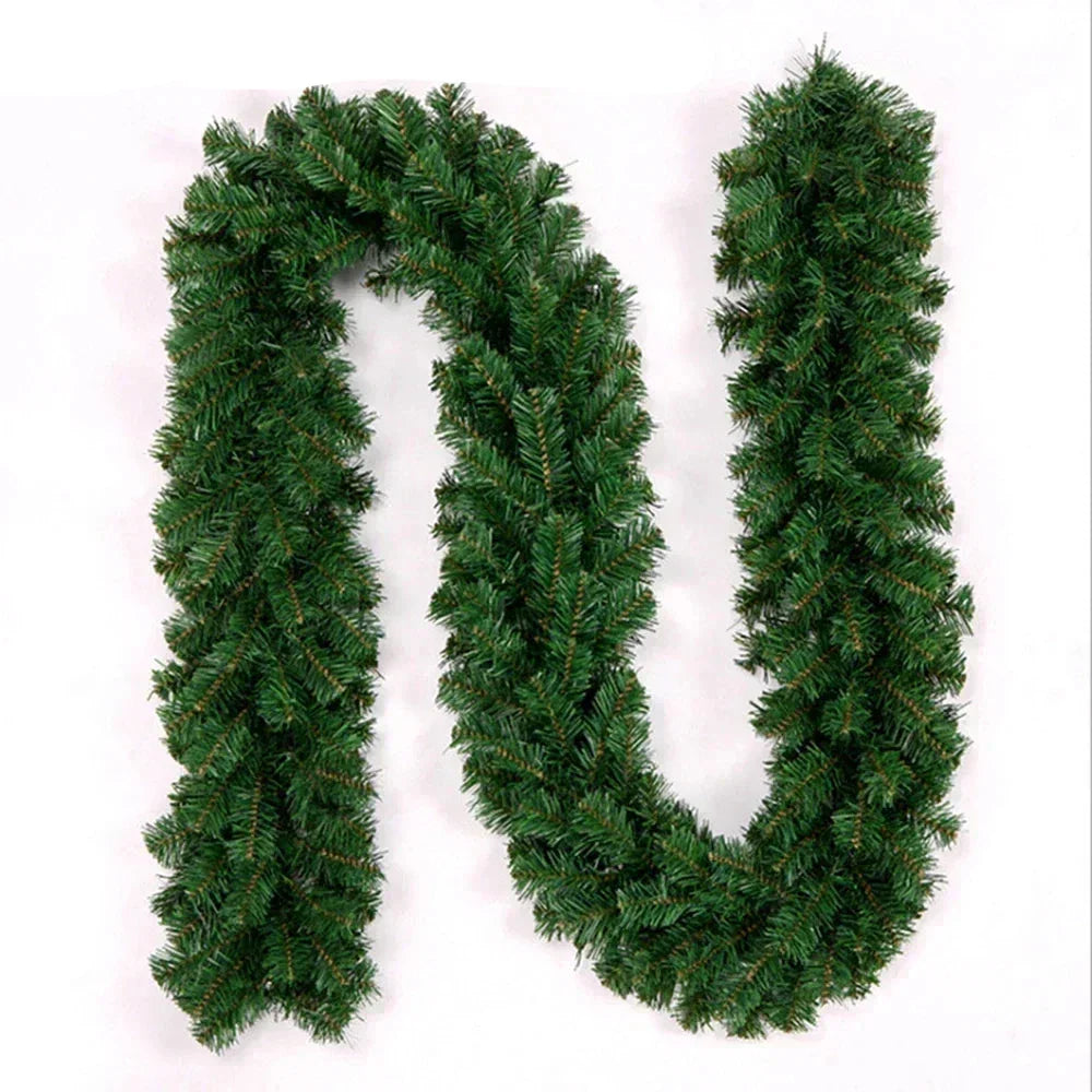 Artificial Christmas Green Garland Wreath Decoration-0