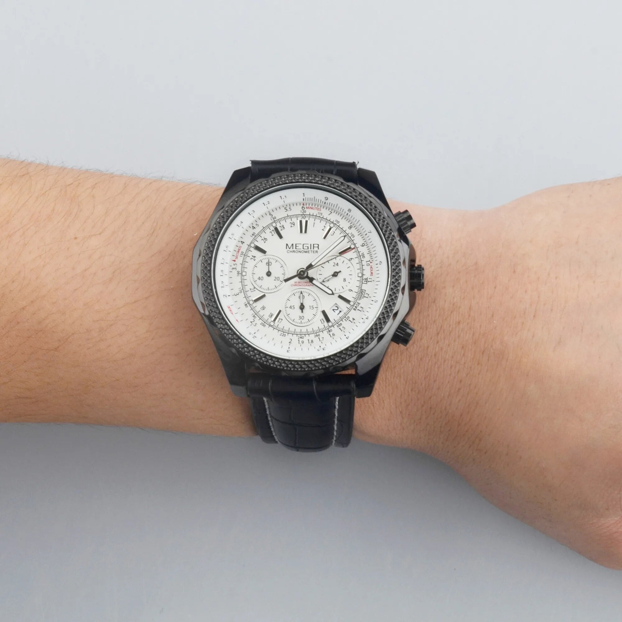 MEGIR Luxury Quartz Wristwatches Fashion Casual Leather Strap Men Sports Watch Large Dial Chronograph Date Clock Montre Homme-2