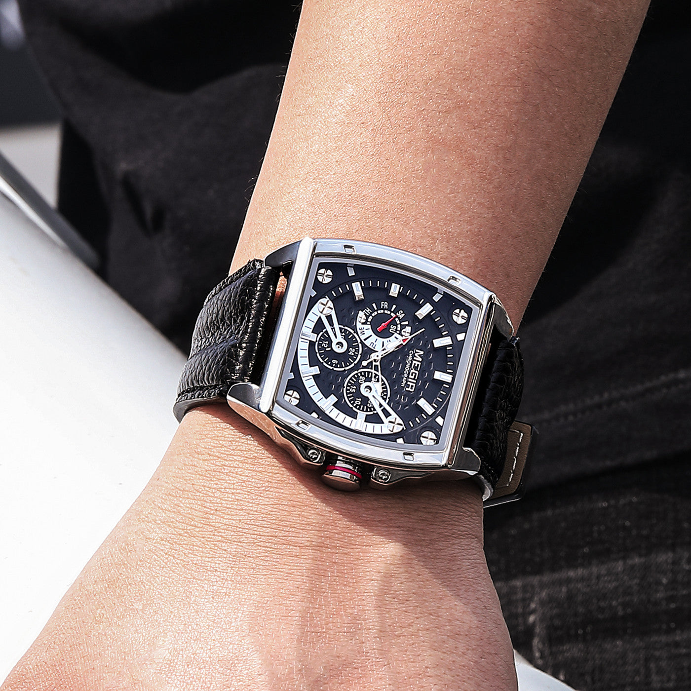 MEGIR Fashion Mens Watches Brand Luxury Waterproof Military WristWatch Leather Sport Quartz Date Weeds Clock Reloj Hombre-2