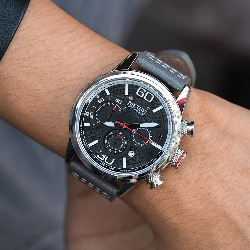 MEGIR Fashion Mens Watches Top Brand Luxury Sports Chronograph Quartz Wrist Watch Men Business Wristwatch Relogio Masculino 2110-3