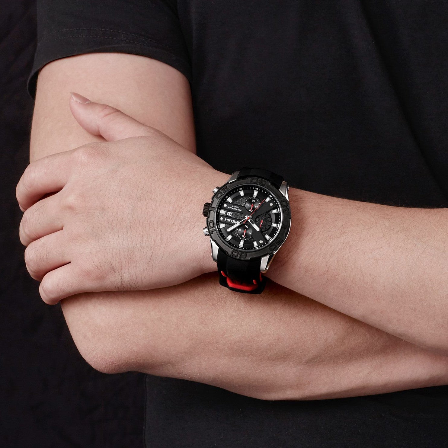 MEGIR Fashion Sport Watches for Men Top Brand Military Quartz Wristwatch Calendar Male Clock Chronograph Montre Homme 2055-3