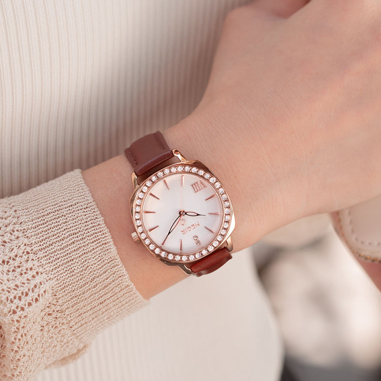 MEGIR Fashion Women Watch Luxury Diamond Leather Ladies Bracelet Watch Female Quartz Wristwatches Dress Clock Relogio Feminino-2