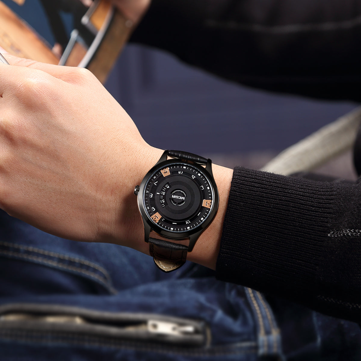 MEGIR Mens Watches Top Brand Luxury Leather Sport Military Watches Male Clock Waterproof Fashion Casual Quartz Wristwatch 1067-2