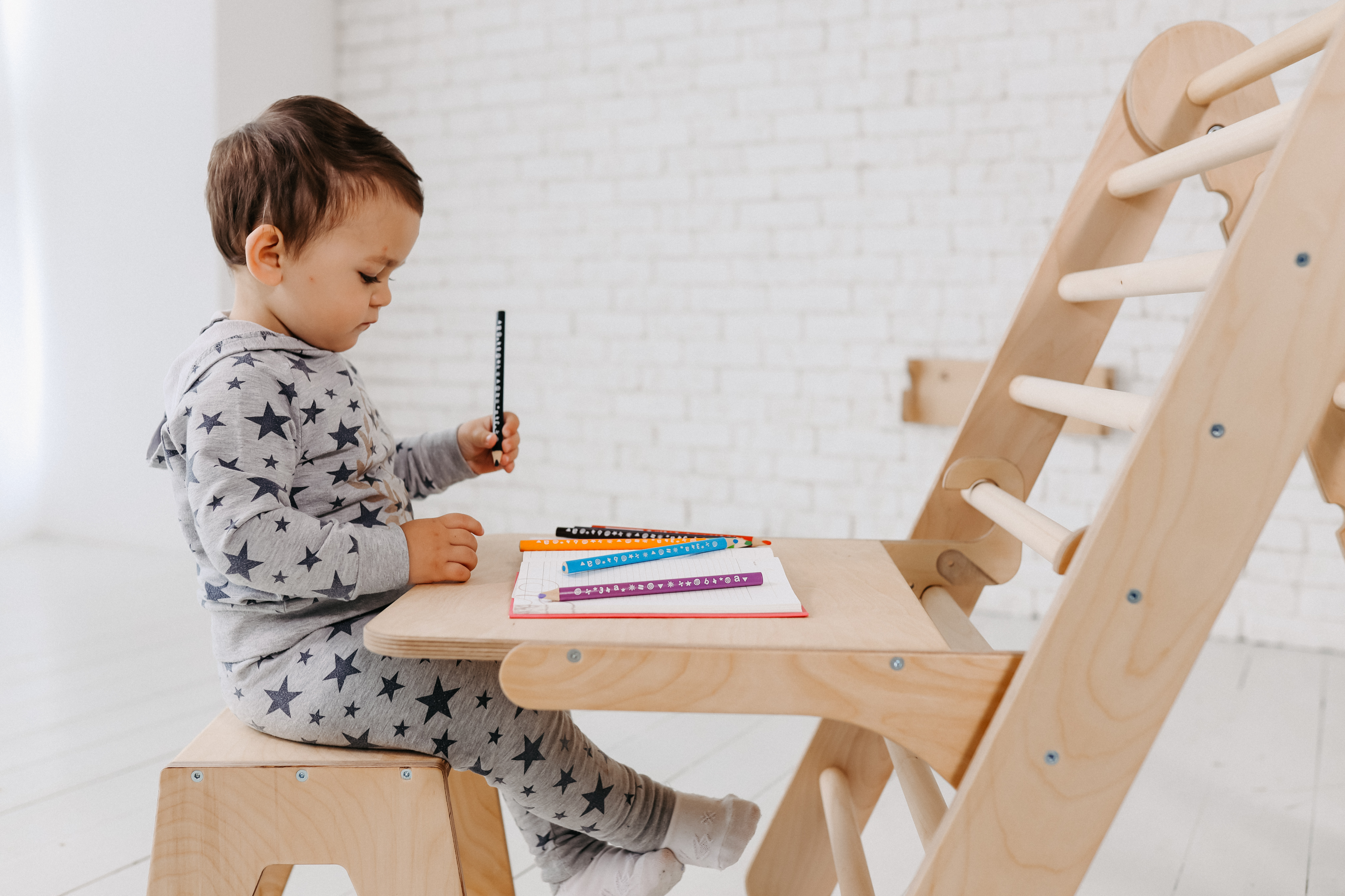 Art Addition to the Triangle Ladder-2