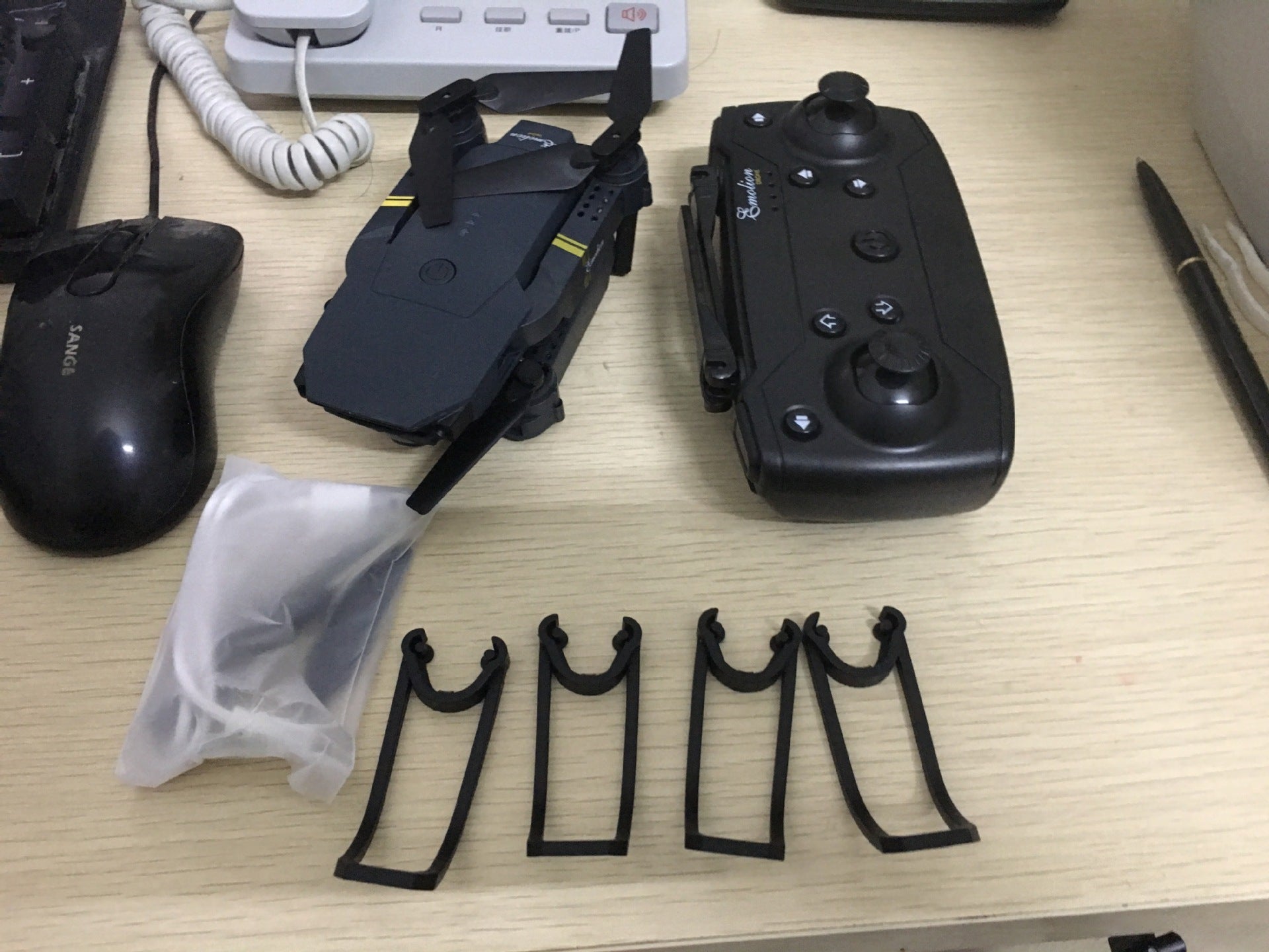 E58 Foldable WiFi FPV Drone-3