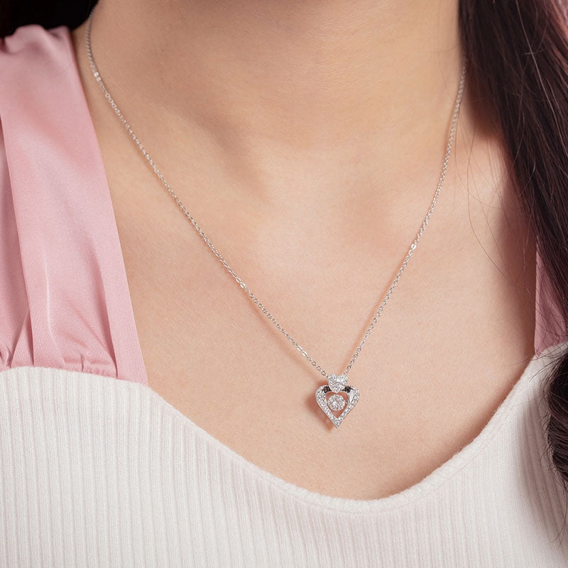 0.5 Carat Moissanite Diamond Dancing Stone Heart Necklace 925 Sterling Silver MFN8146-3