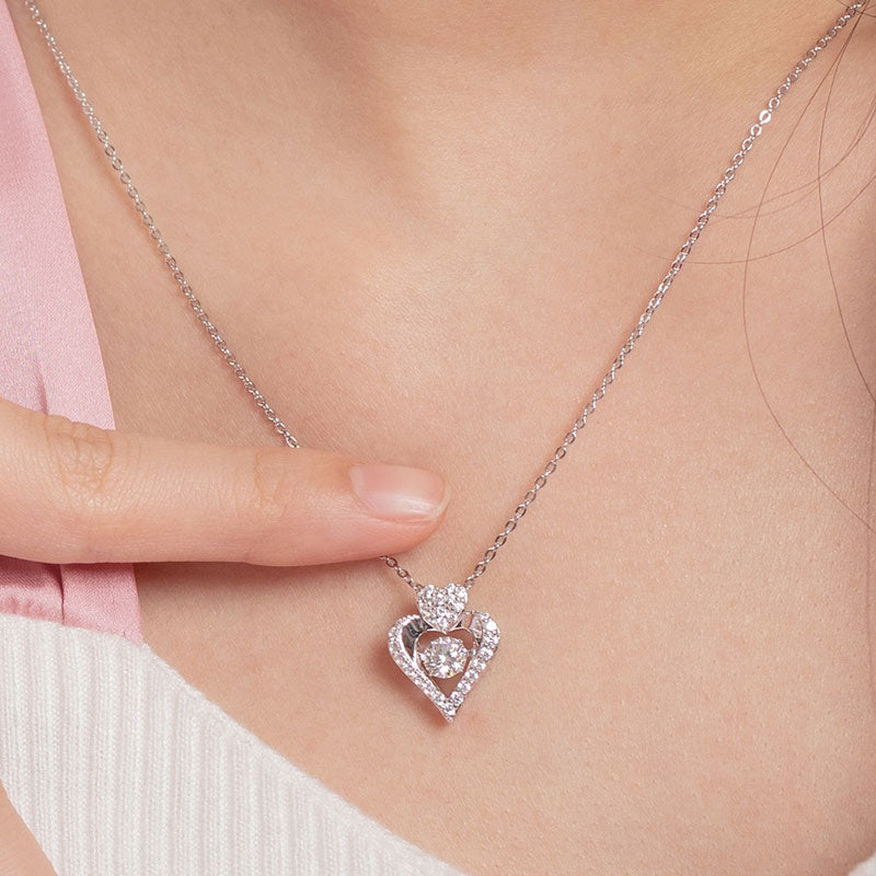 0.5 Carat Moissanite Diamond Dancing Stone Heart Necklace 925 Sterling Silver MFN8146-1