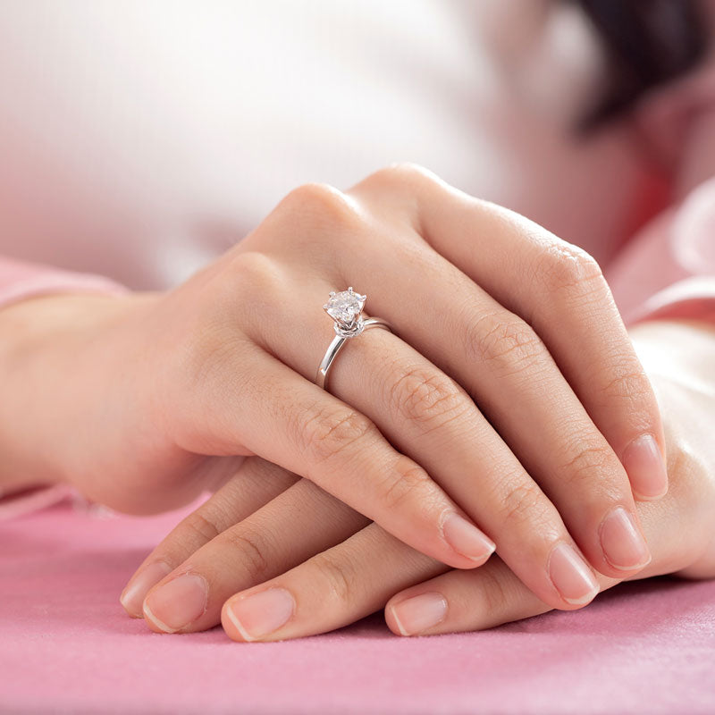 1 Carat Moissanite Diamond 6 Claws Engagement 925 Sterling Silver Ring MFR8340-1