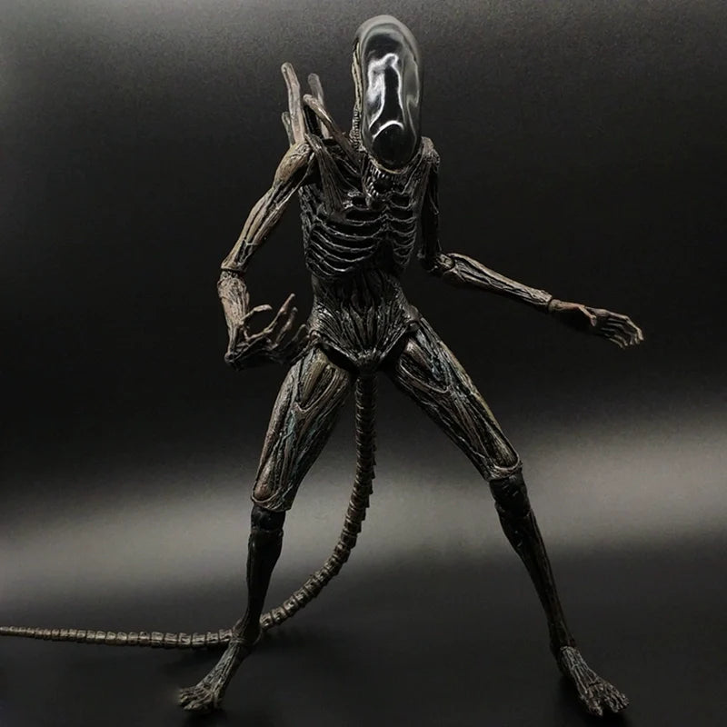 NECA Nexus Ops Iron Warrior: Hand-Made Alien Doll-7