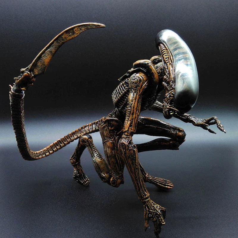 NECA Nexus Ops Iron Warrior: Hand-Made Alien Doll-11