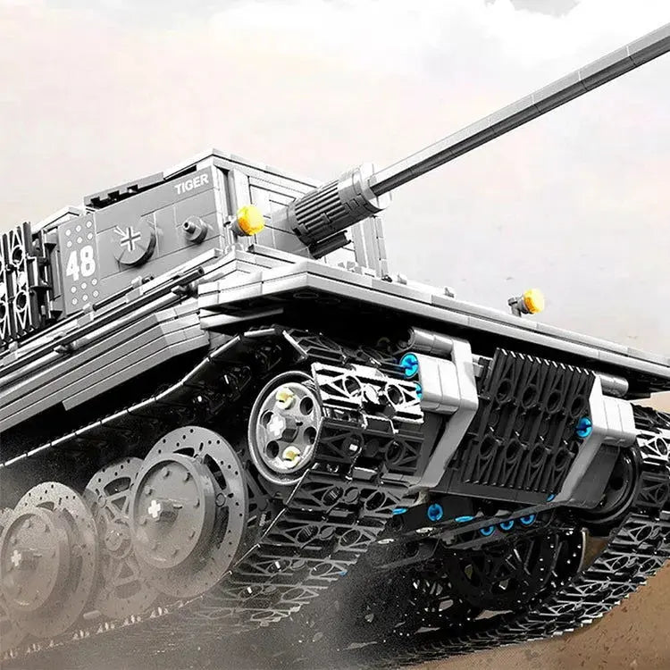 REMOTE CONTROLLED TIGER TANK 2236PCS-3