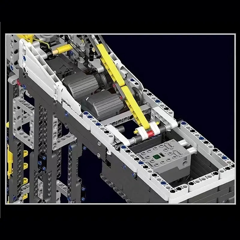 Remote Controlled 98cm Tower Crane 1796pcs-2