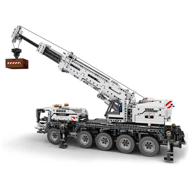 Remote Controlled Crane 2818pcs-1