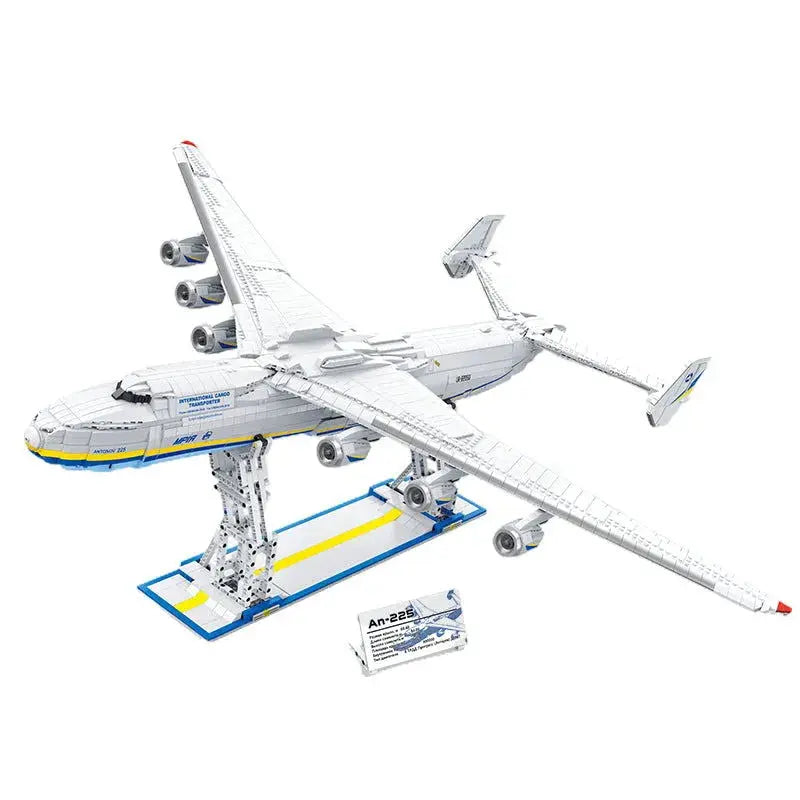 THE ULTIMATE ANTONOV 225 WITH STAND 5349PCS-0