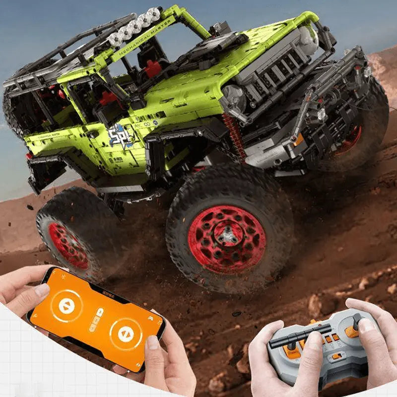 The Ultimate 1:6 scale Off-Roader 2544pcs-4