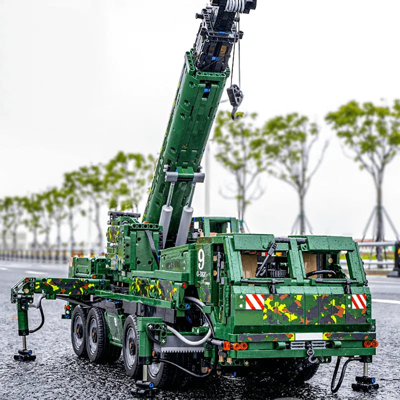 Remote Controlled Armoured Rescue Vehicle 5538pcs-3