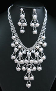 Drag Queen Crystal Faux Pearl Necklace Earrings Set XS1147-0