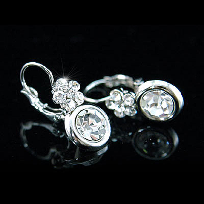 2.5 Carat Flower Earrings use Austrian Crystal XE050-1