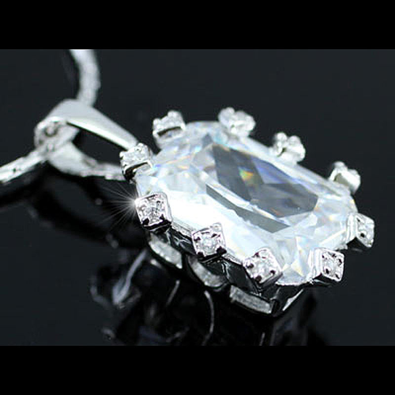 10 Carat Emerald Cut Created Diamond CZ Pendant Necklace XN149-1