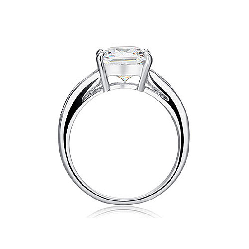 2.5 Carat Sparkling Emerald Cut Cubic Zirconia CZ Created Diamond Ring XR202-2